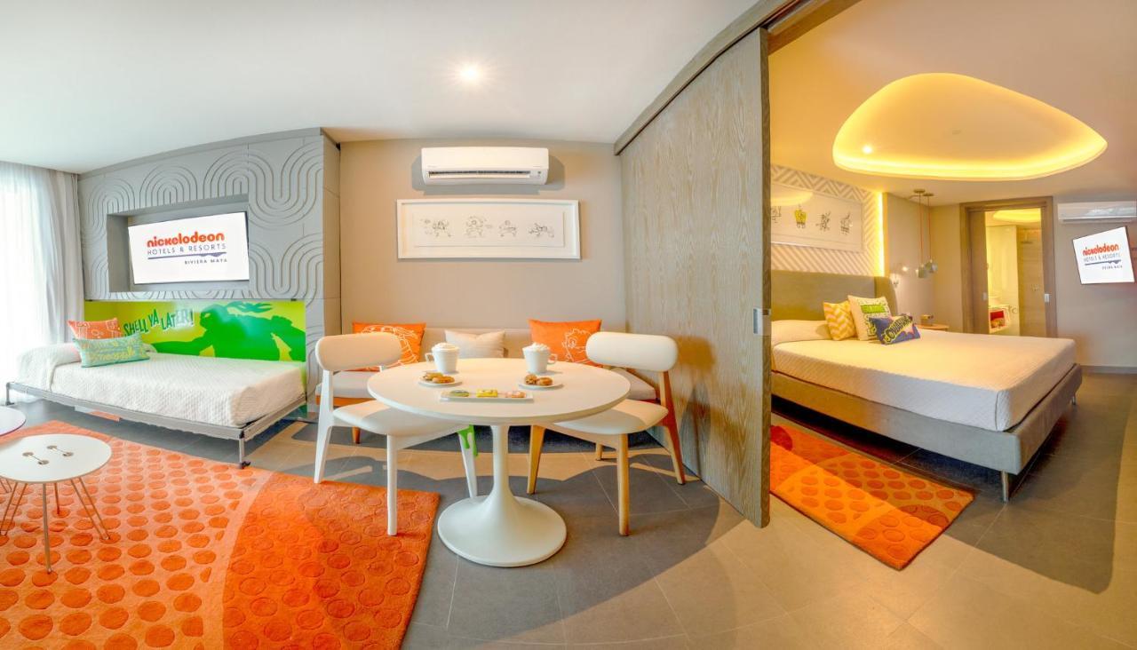 Penthouse Swim-Up Oceanfront King Suite